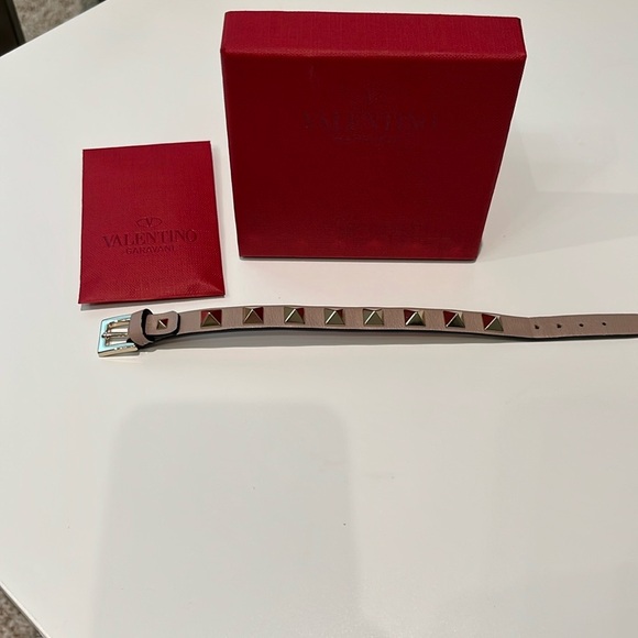 Valentino Rockstud Bracelet - Picture 2 of 6